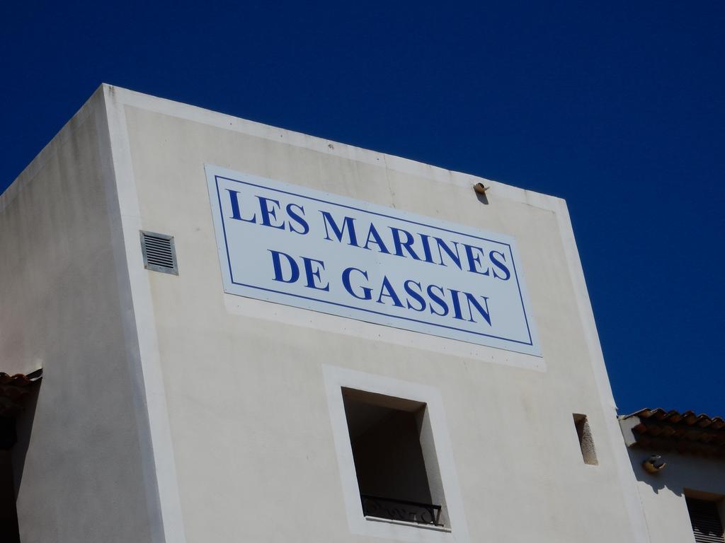 Apartamento Les Marines De Gassin Exterior foto